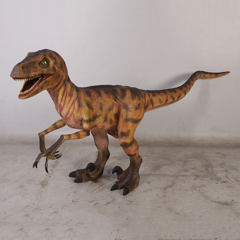 Made to Order: Deinonychus (not in Aus)