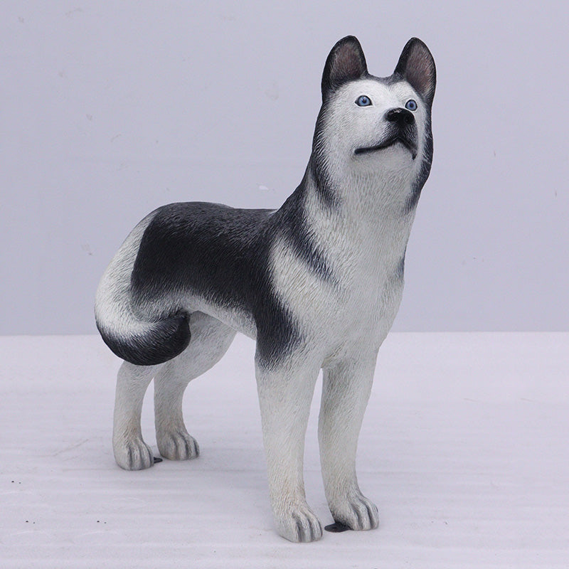 Made to Order: Husky - Looking Right
