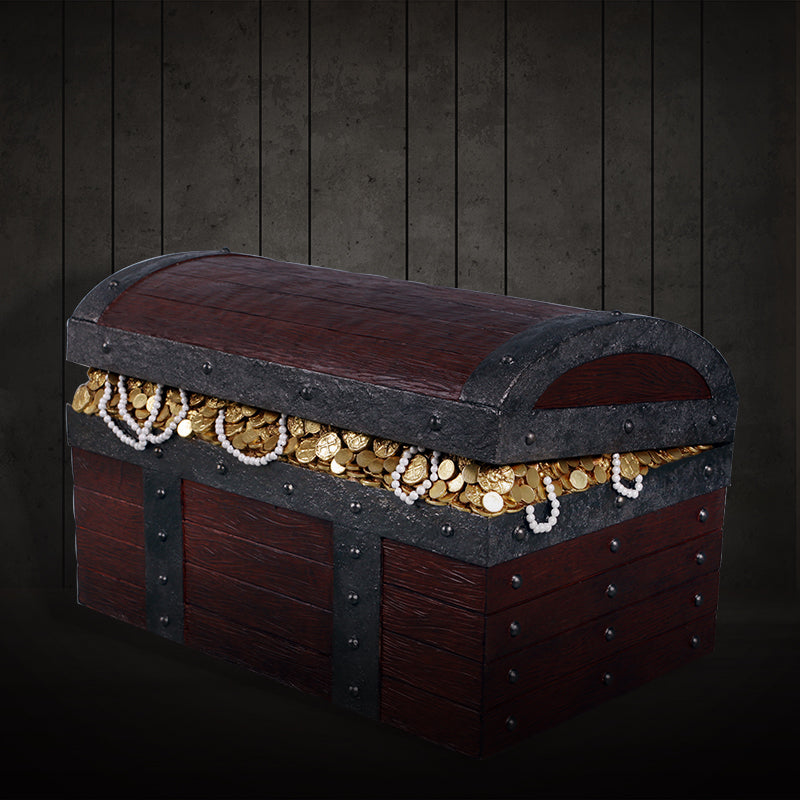 Made to Order: Pirates War Chest (not in UK)