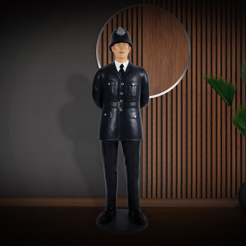 Made to Order: Bobby 6ft. (not in U.K.)