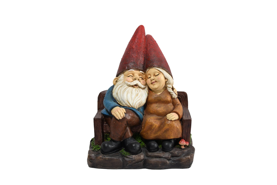 GNOME COUPLE SITTING IN BENCH (HI-LINE EXCLUSIVE)
