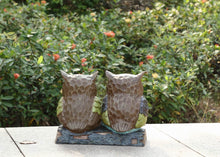 Load image into Gallery viewer, 75618-E - OWL COUPLE W/WELCOME SIGN (HI-LINE EXCLUSIVE)
