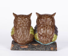 Load image into Gallery viewer, 75618-E - OWL COUPLE W/WELCOME SIGN (HI-LINE EXCLUSIVE)
