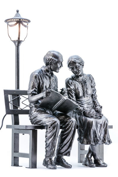 OLD COUPLE STREET LAMP-SMALL (HI-LINE EXCLUSIVE)