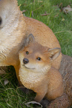 Load image into Gallery viewer, 87719-F - FOX MOTHER &amp; BABY FOX SITTING
