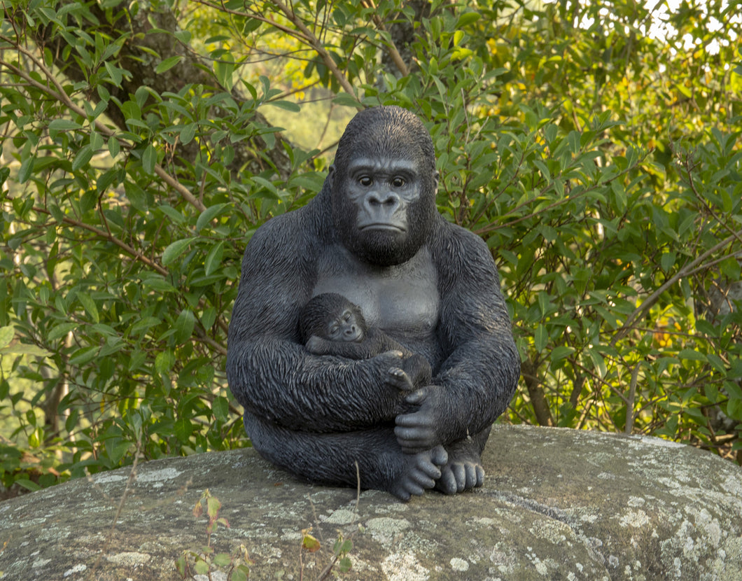 87811-B - GORILLA SITTING WITH BABY