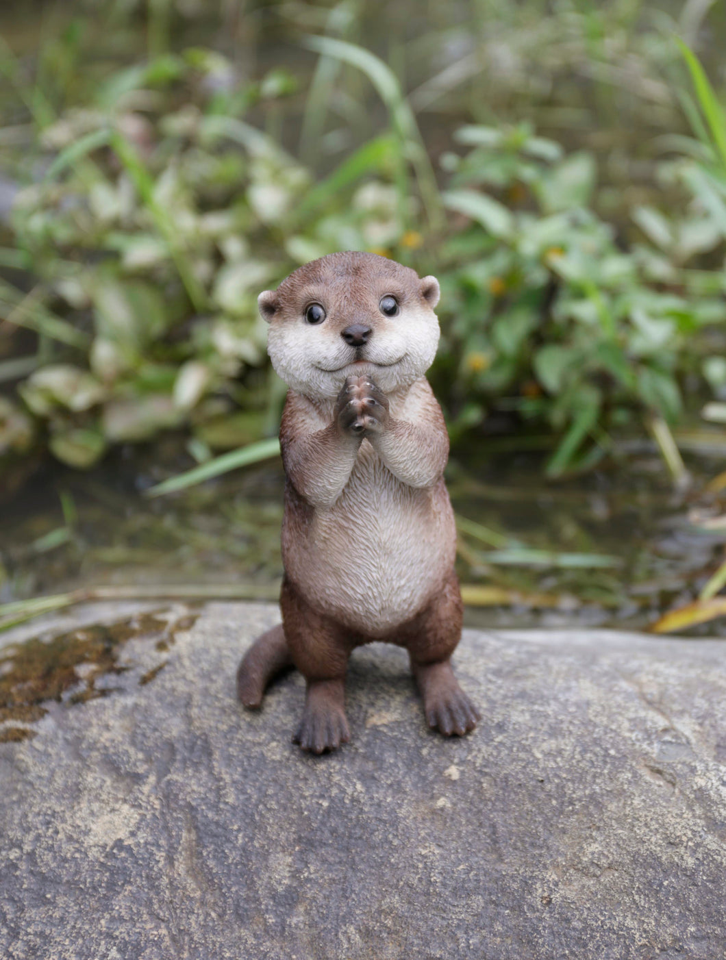 87991-C - Otter Praying Statue