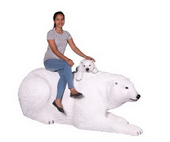 POLAR BEAR WITH CUB